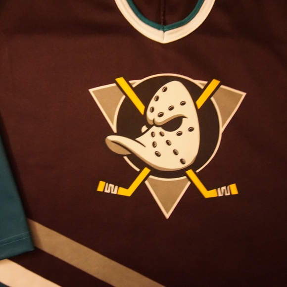 Vintage NHL Mighty Ducks Hockey Jersey CCM L - Picture 4 of 4